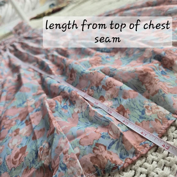 En Saison | Small | Adelina Smocked Floral Tiered Midi Dress - Picture 14 of 14